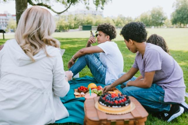 Family eats together while child is in treatment for OCD and an eating disorder.